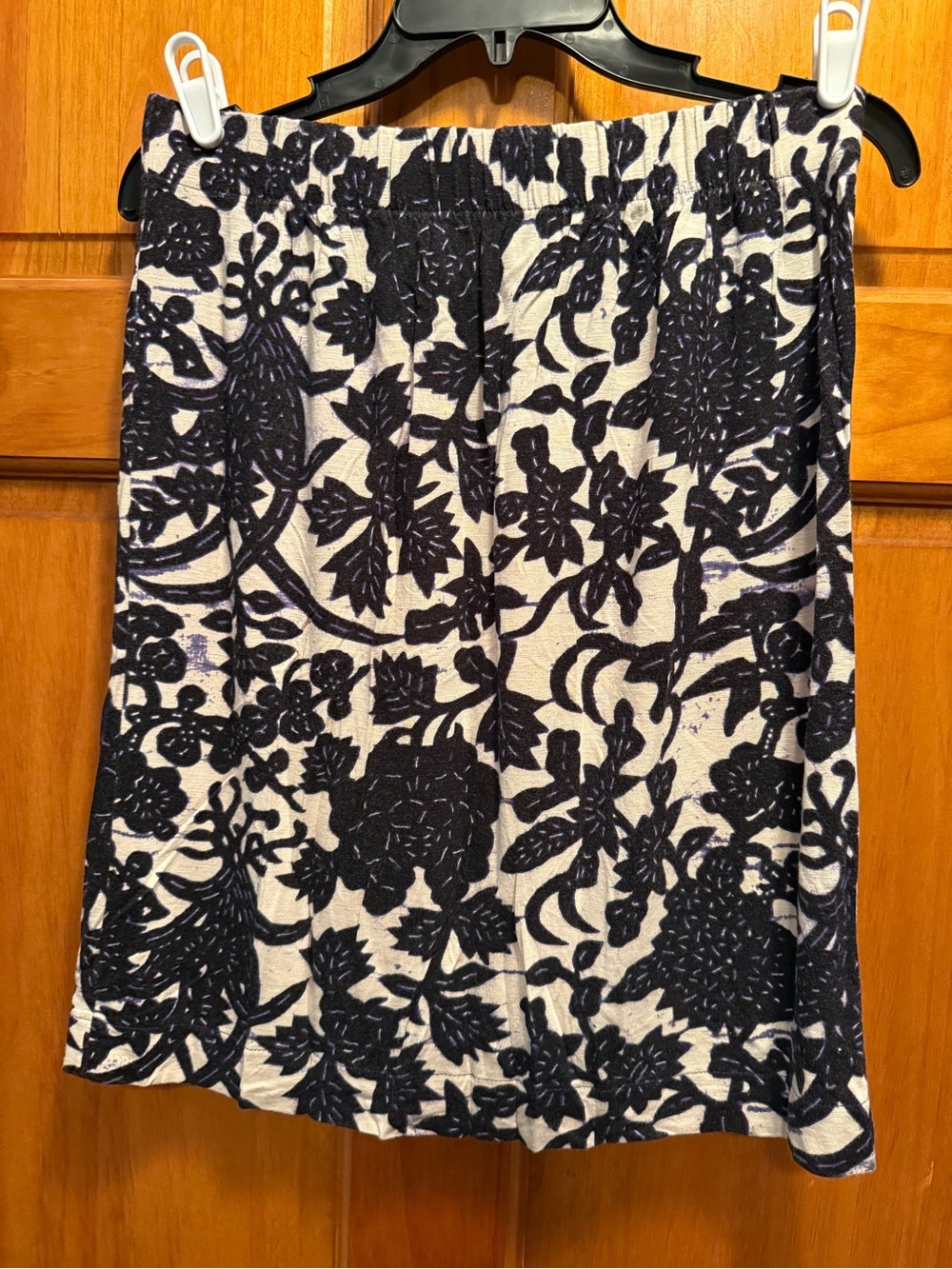 LOFT Black and Cream Floral Pencil Skirt